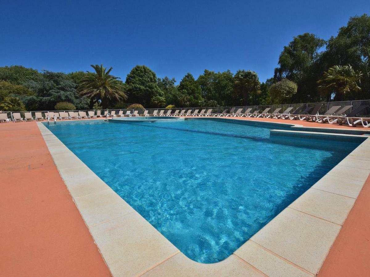 Beautiful Flat With Pool In Moliets Et Maaアパートメント エクステリア 写真